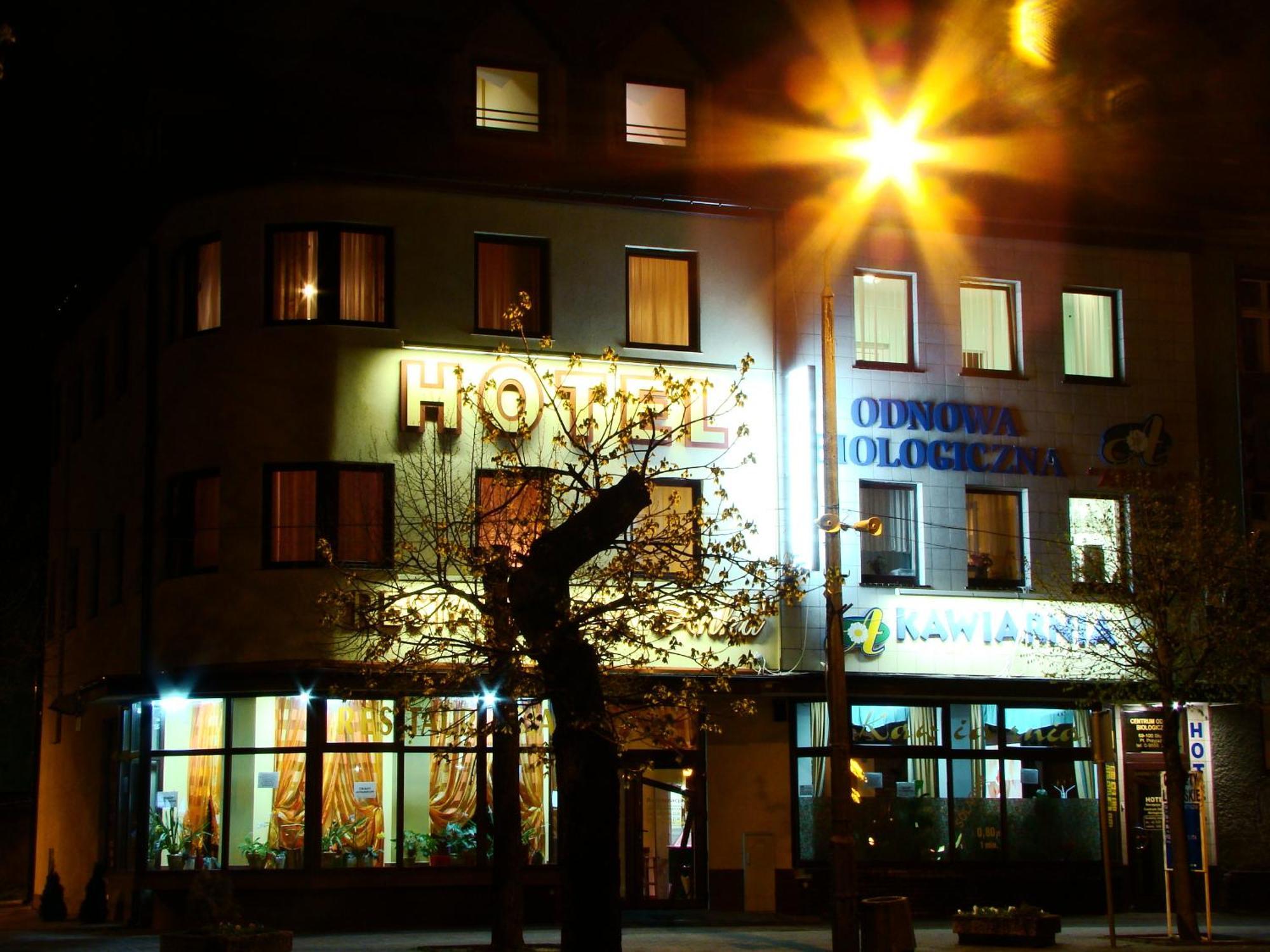 Hotel Anka ซูบีเซ ภายนอก รูปภาพ